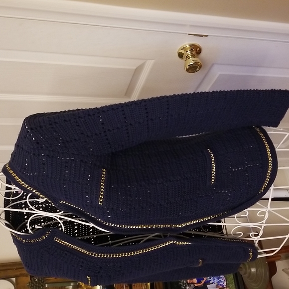 Lilly Pulitzer blue sweater accented with golden chain Details. Size Small - Picture 4 of 12